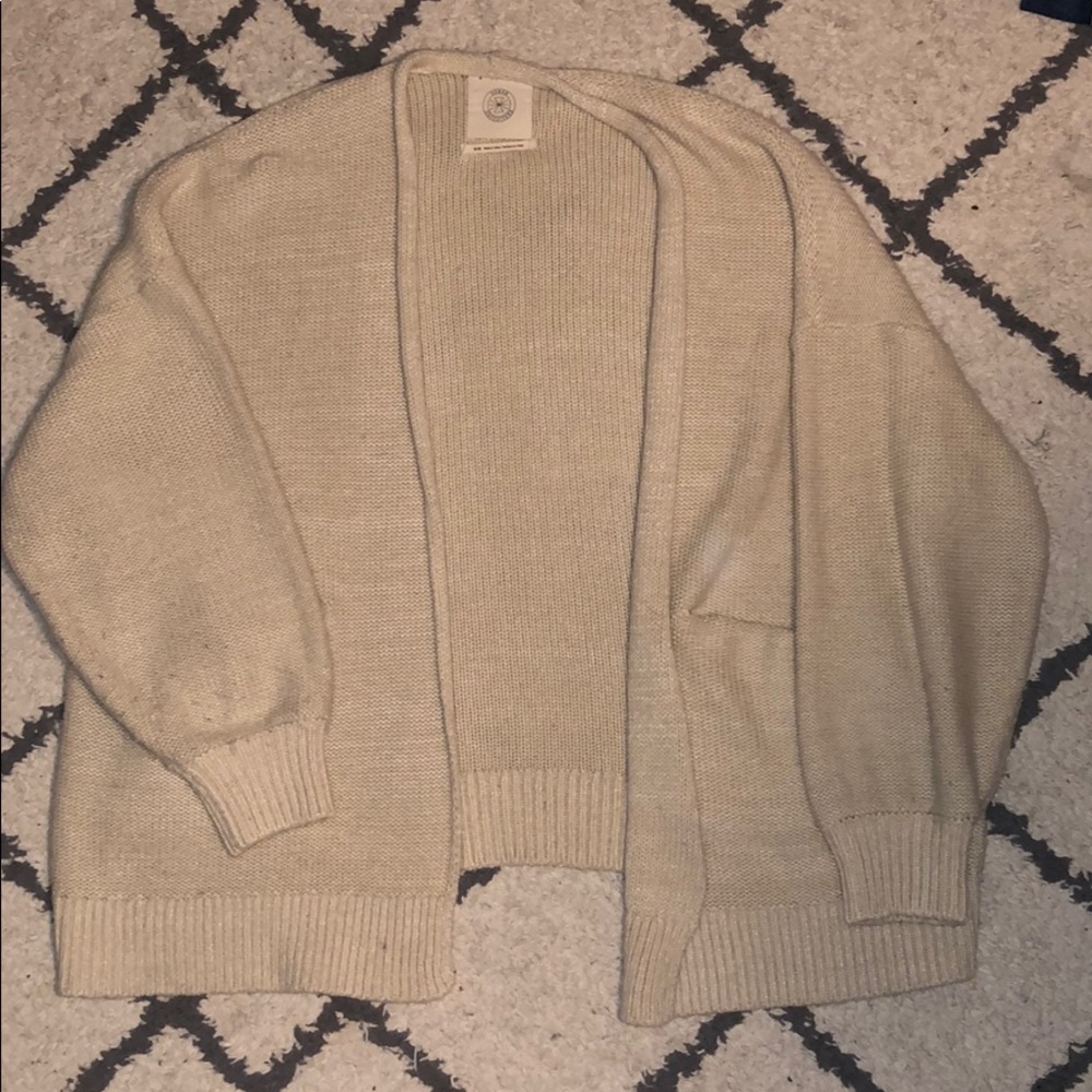 cozy urban outfitters cardigan!!